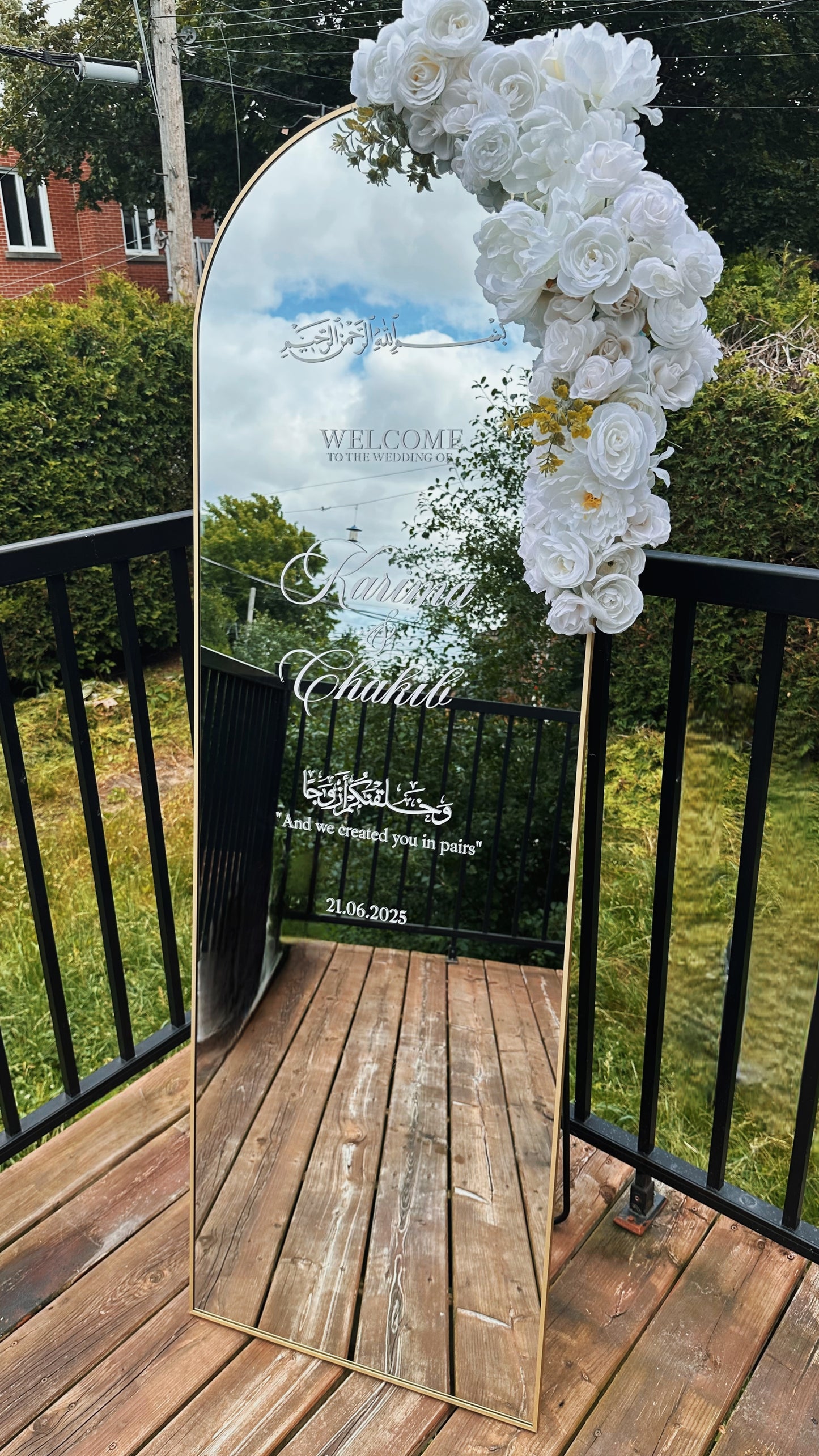 Custom Engraved Wedding Welcome Mirror — Arched Floral Design
